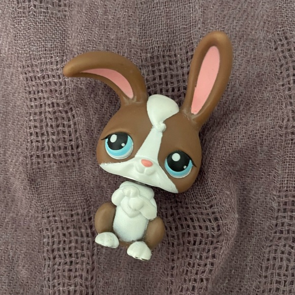 Littlest Pet Shop LPS/#121 Bunny Rabbit - Picture 1 of 4
